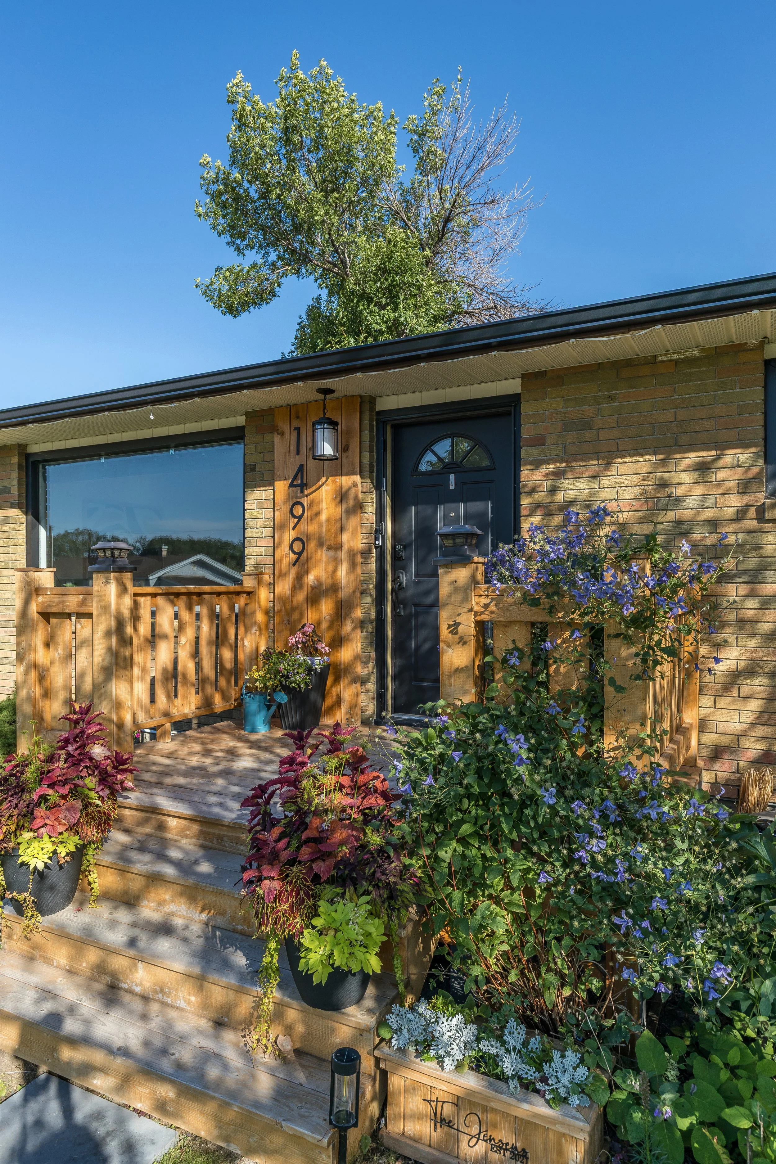 1499 10 Ave NE-4.jpg