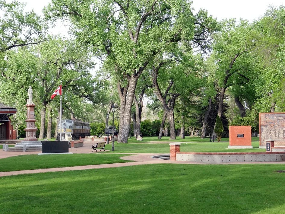 riverside-veterans-memorial (1).jpg