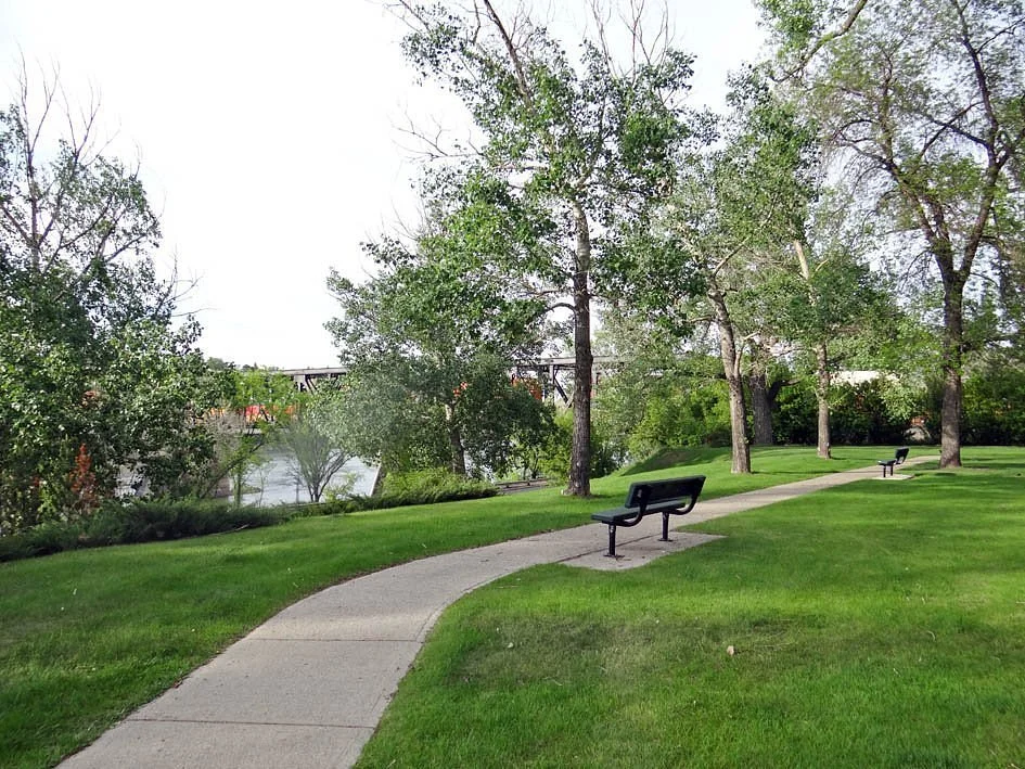 riverside-veterans-memorial.jpg