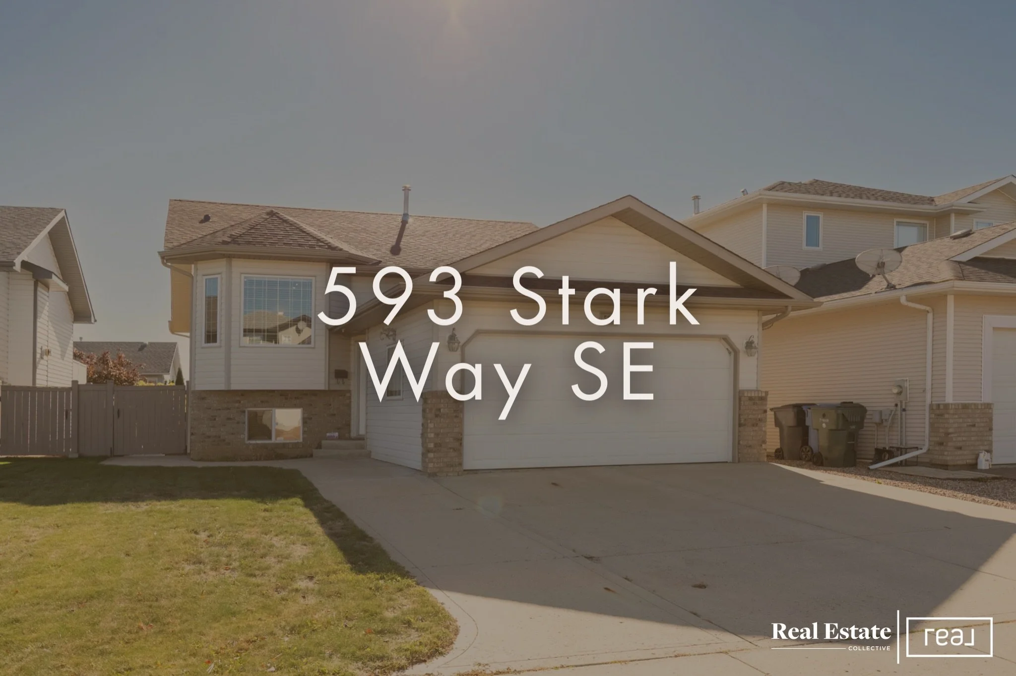 Looking for a home with room for the whole family? This well-maintained bi-level in SE Southridge offers 4 bedrooms, 3 bathrooms, a spacious kitchen with island and corner pantry, and a bright dining area with access to the covered deck. The fully de