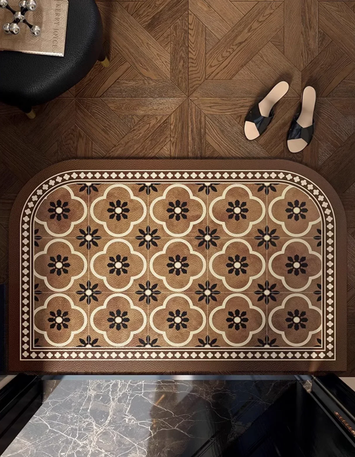Classic_Quatrefoil_Door_Mat_shopify_2.webp