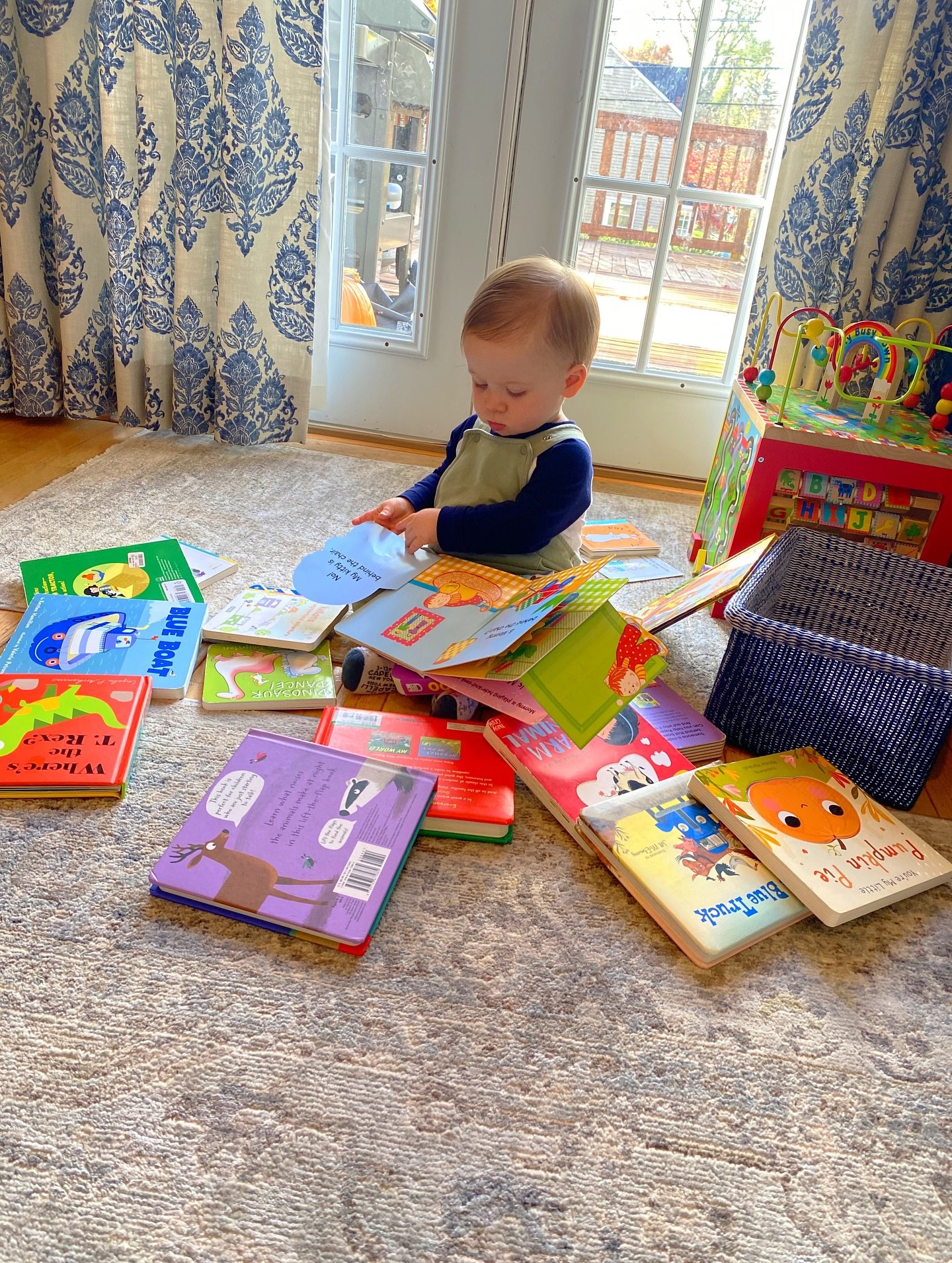 If I had to choose one tool that consistently supports children&rsquo;s (of all ages) communication skills&hellip; it would be BOOKS 📚 They&rsquo;re simple, accessible, and incredibly powerful. 

BUT, not all kids love books right away &mdash; and t