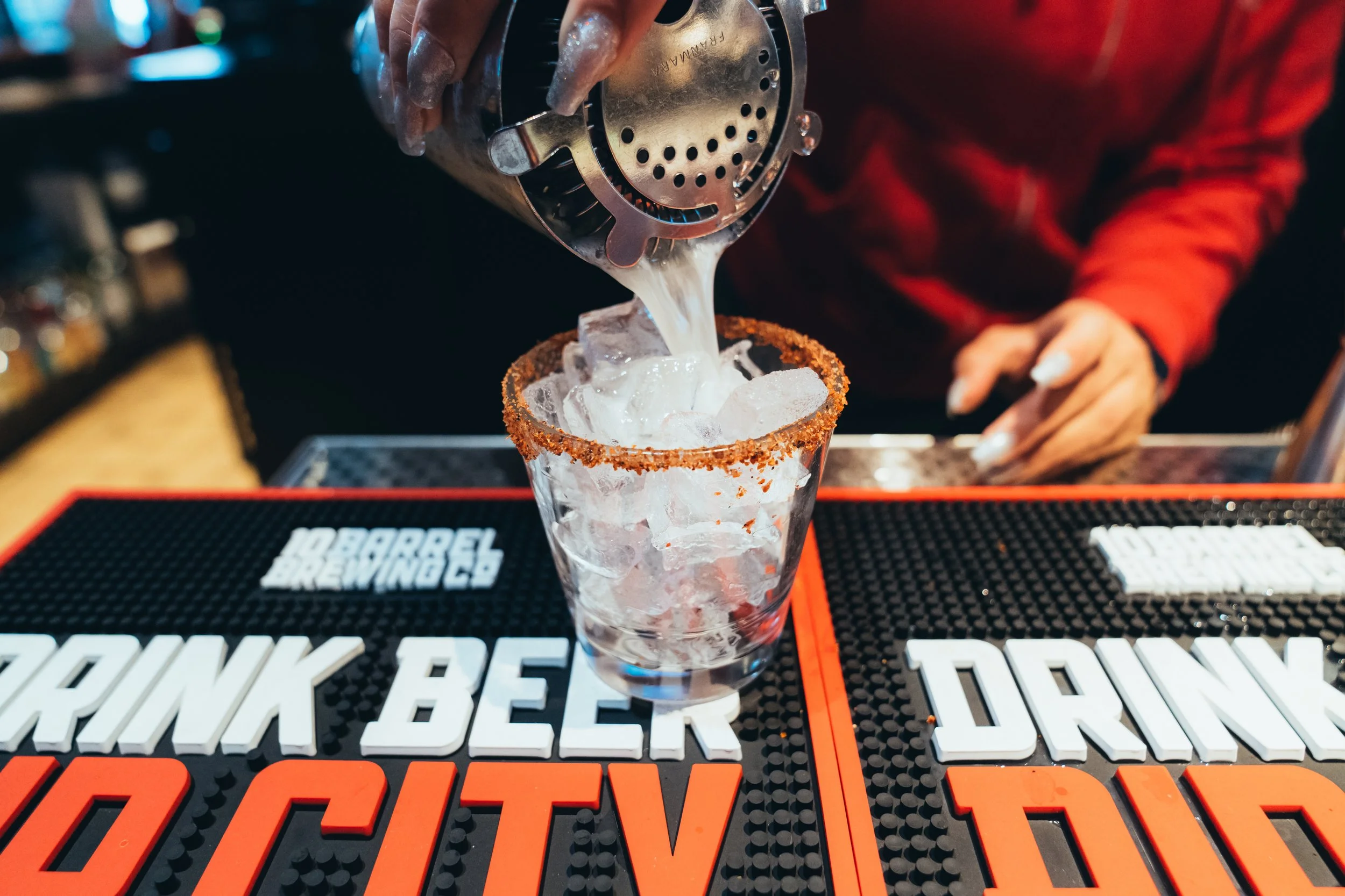 Independent Sports Bar & Grill