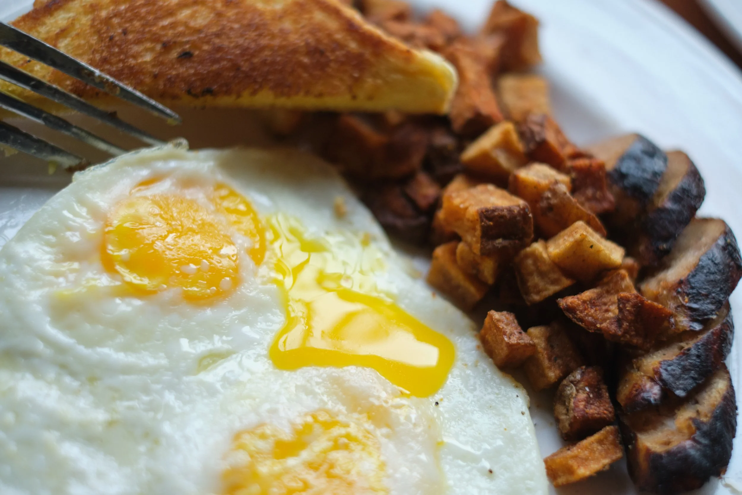 Independent Sports Bar & Grill