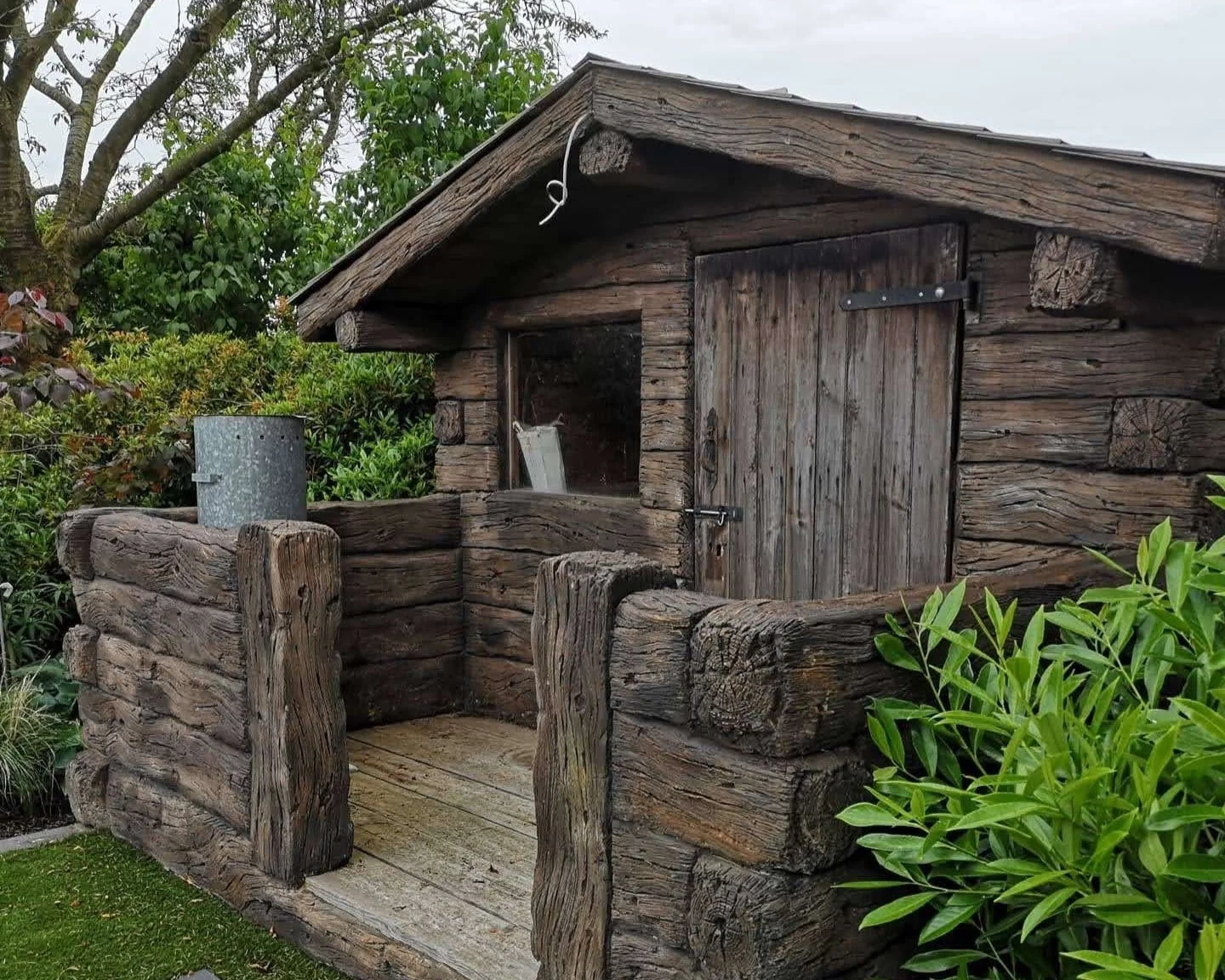 log effect cabin made from concrete by unreal productions UK