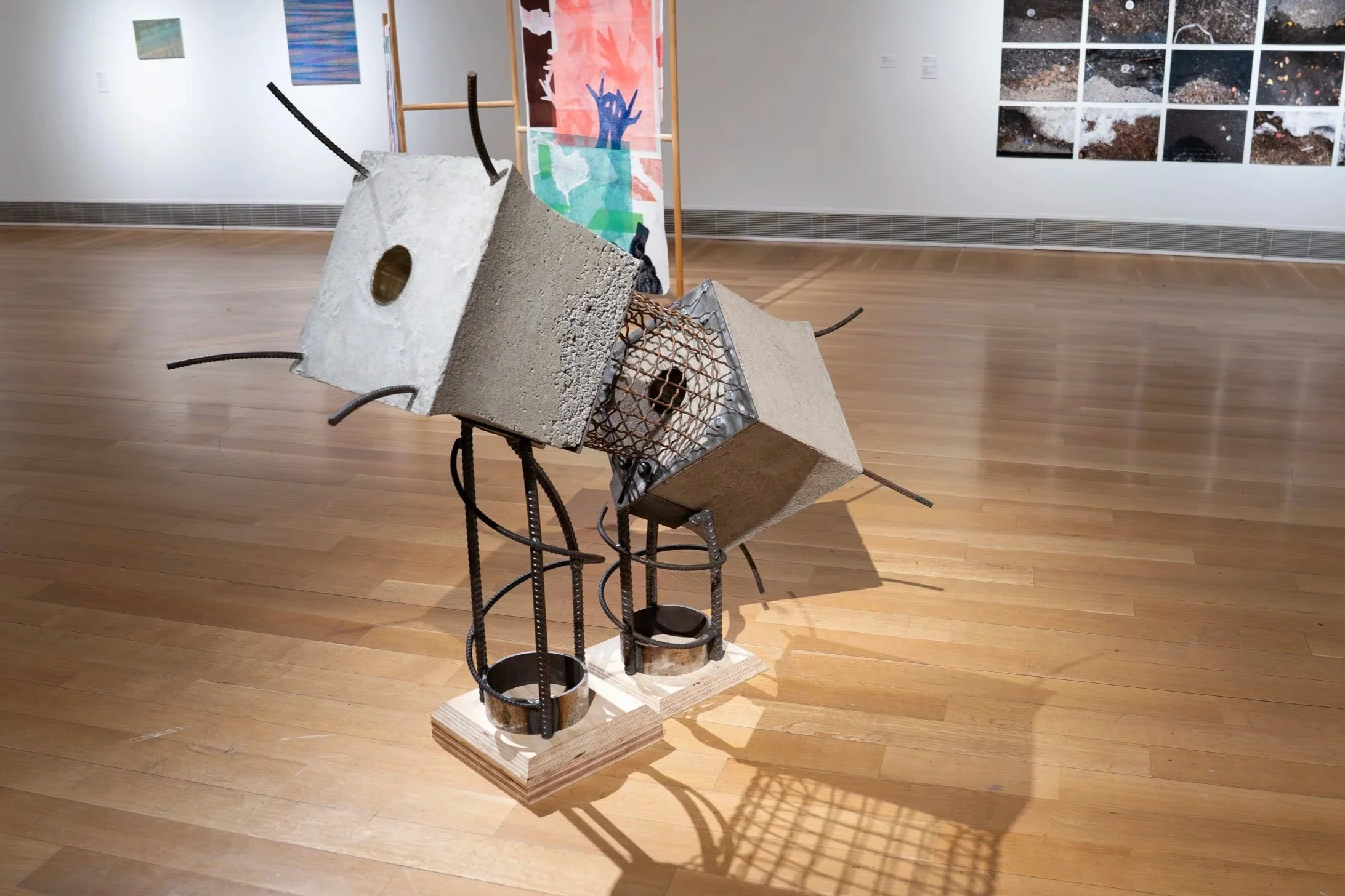 Maximilian Art Boyce, 
Al Centro, Pá Dentro, 
2026, 
Concrete, rebar, steel, and glass. 
72" x 32" x 55" 