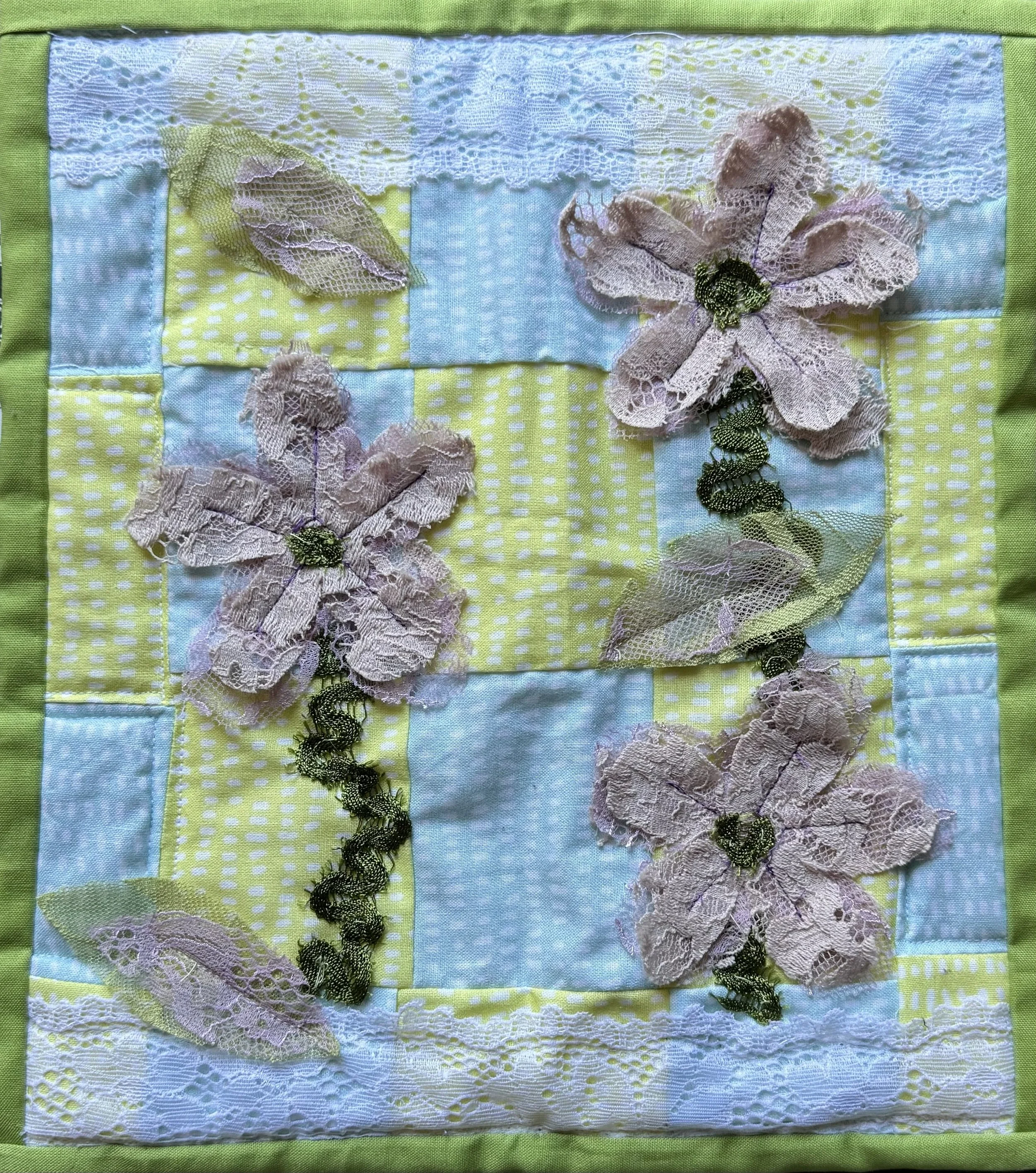 "Cosmos" 2024, Quilting, 10" x 11"