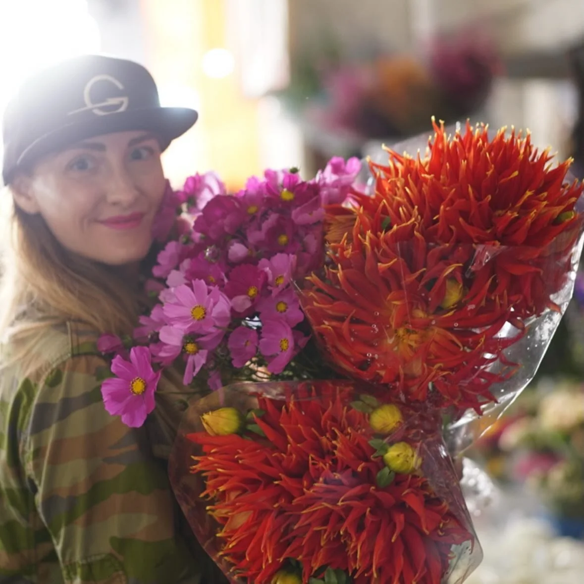 Hi flower lovers! It&rsquo;s been a while since I&rsquo;ve introduced myself... I&rsquo;m Dru- the creative behind FloraModa. I&rsquo;m passionate about artful floristry- the kind that makes you say woah, wow, how&rsquo;d she do that😉 My specialty i