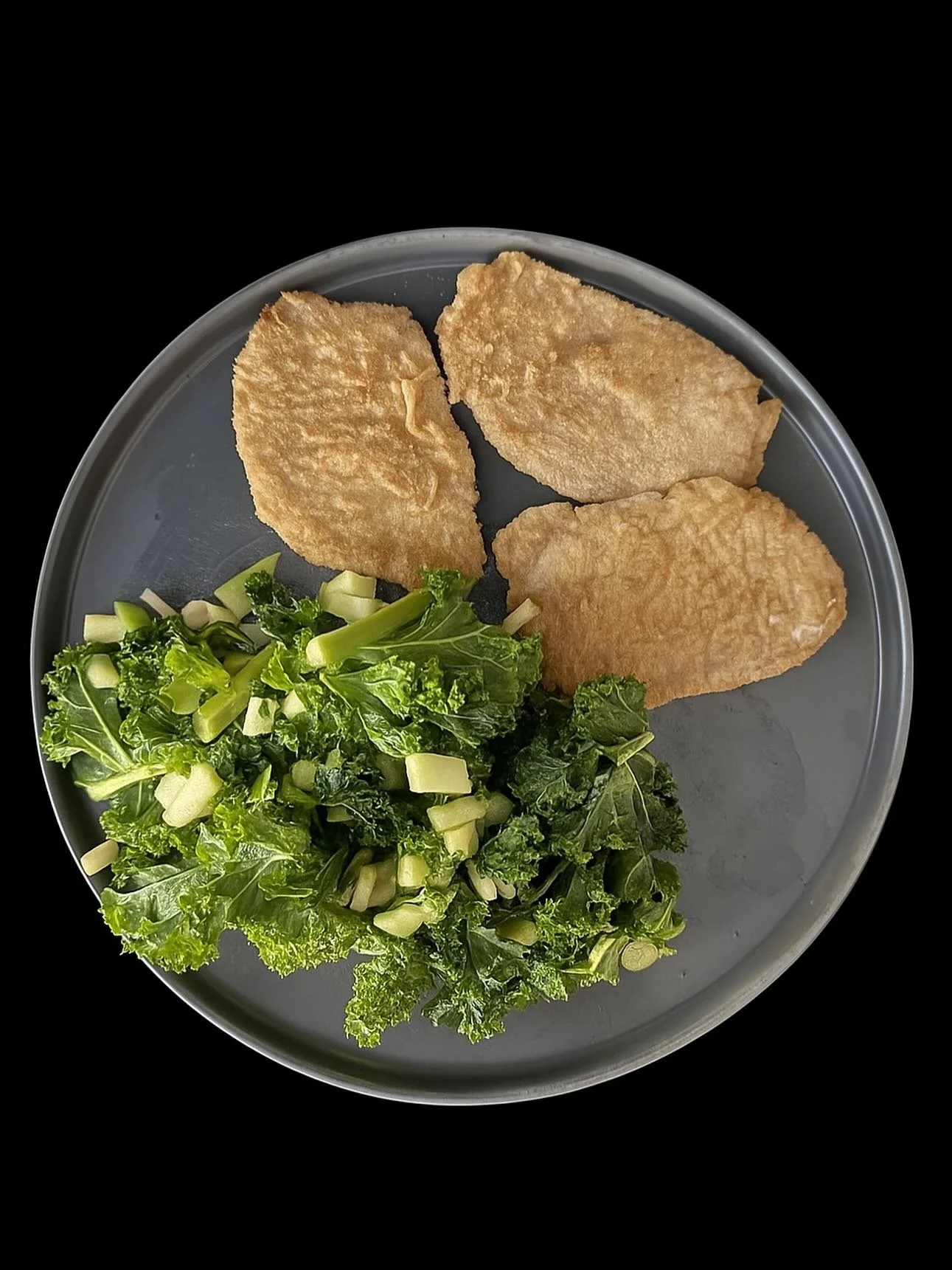 Pork Milanese with Kale and Apple 🍏 Salad 

Can&rsquo;t beat 323 Calories with 32.5 grams of Protein per serve. 

You can&rsquo;t beat www.skinnytaste.com for delicious high protein recipes. 
If you prefer hard copy recipe books you can find her boo