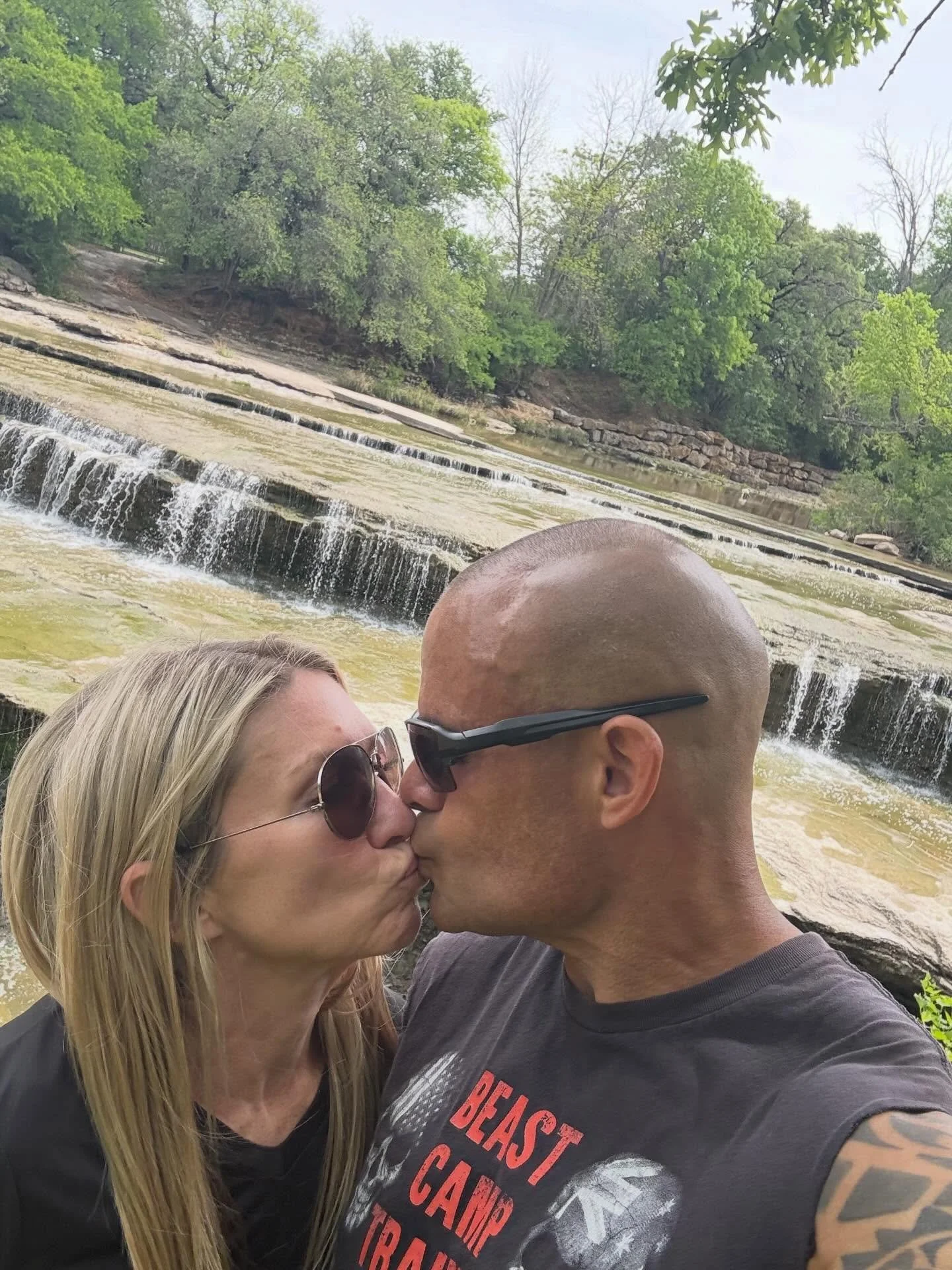 Date Day 6 Mile Run. We ran for JESUS today! For he is risen. 

#eastersunday #6milerun #hehasrisen #dateday