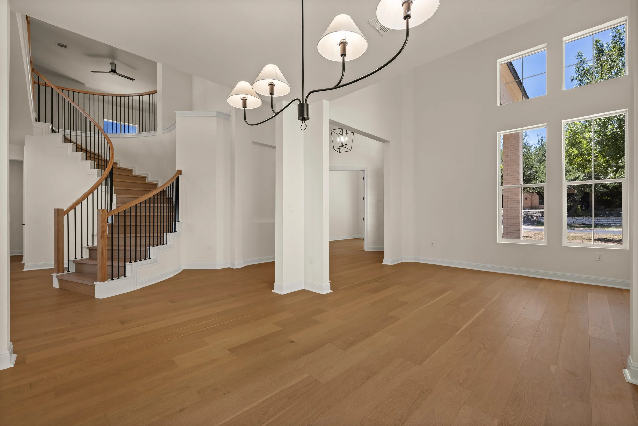 104_Whitley_Drive_0006.jpg