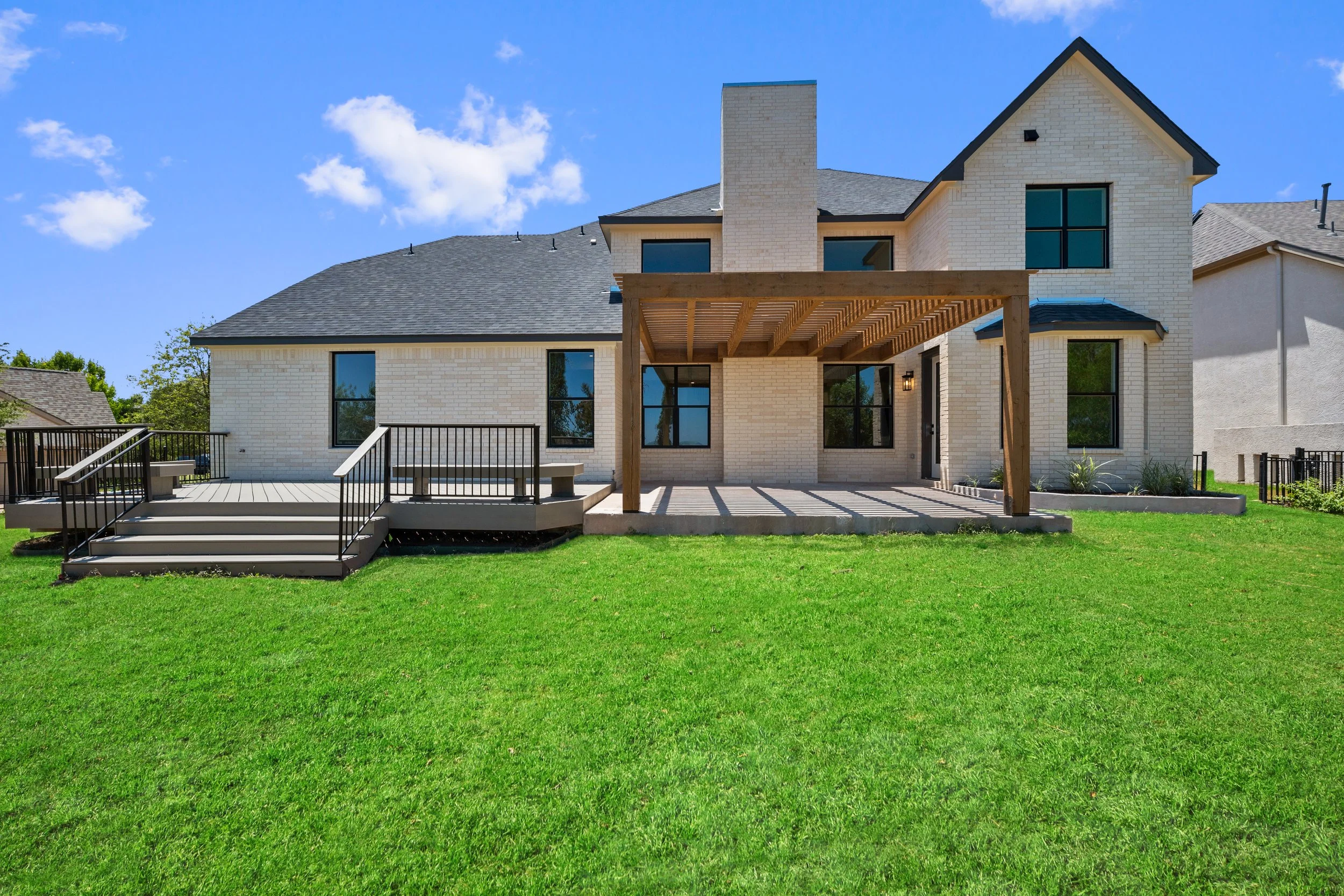 104_Whitley_Drive_0036.jpg