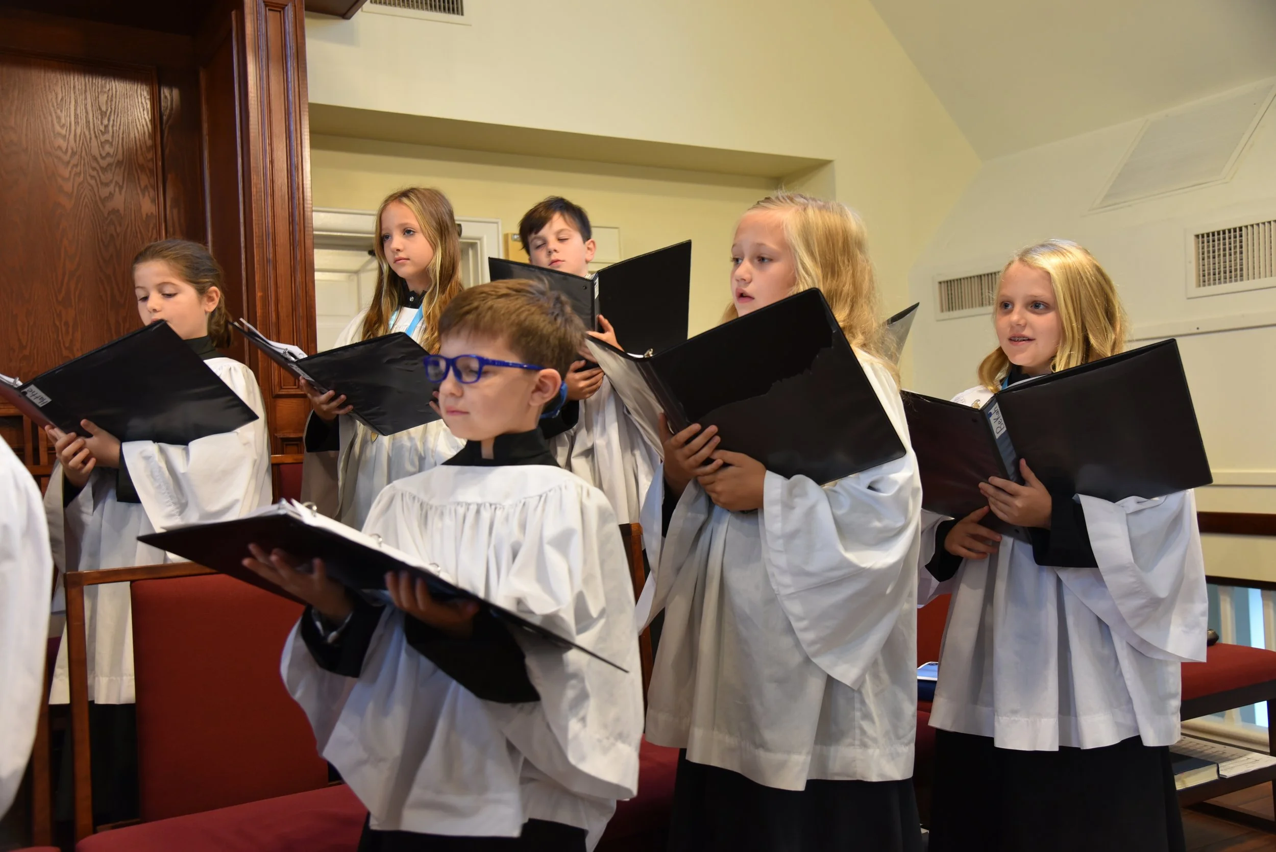 Canterbury Youth Choir Begins