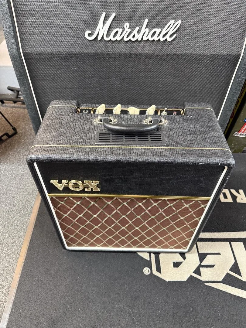 Used Vox AC-4 Combo with 12 inch speaker