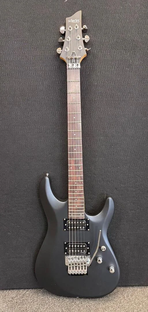 Schecter C-6 FR Deluxe-Satin Black