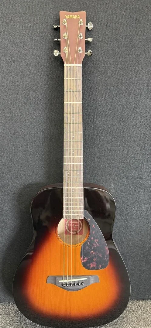 Yamaha JR-2- Sunburst with bag