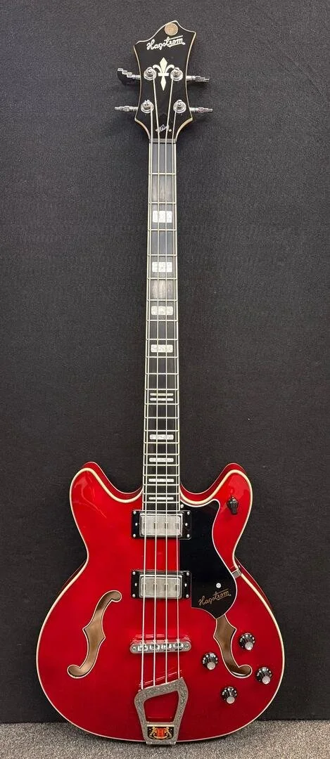 Used Hagstrom Viking Bass- Cherry with case