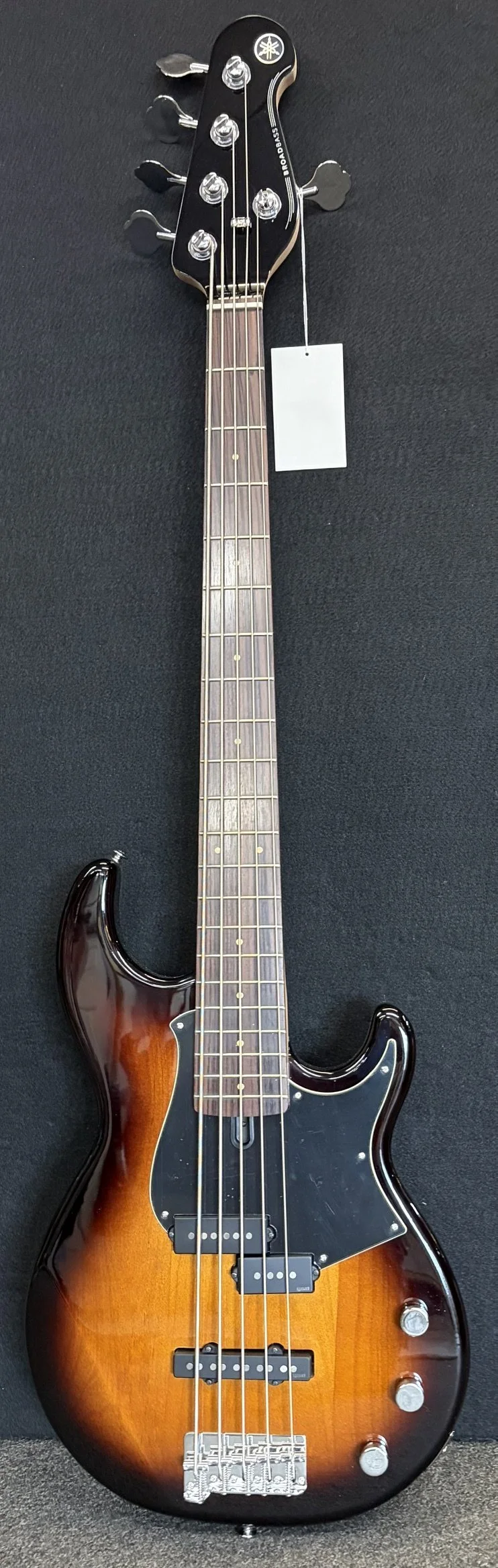 Yamaha BB435 5 string-Tobacco Sunburst