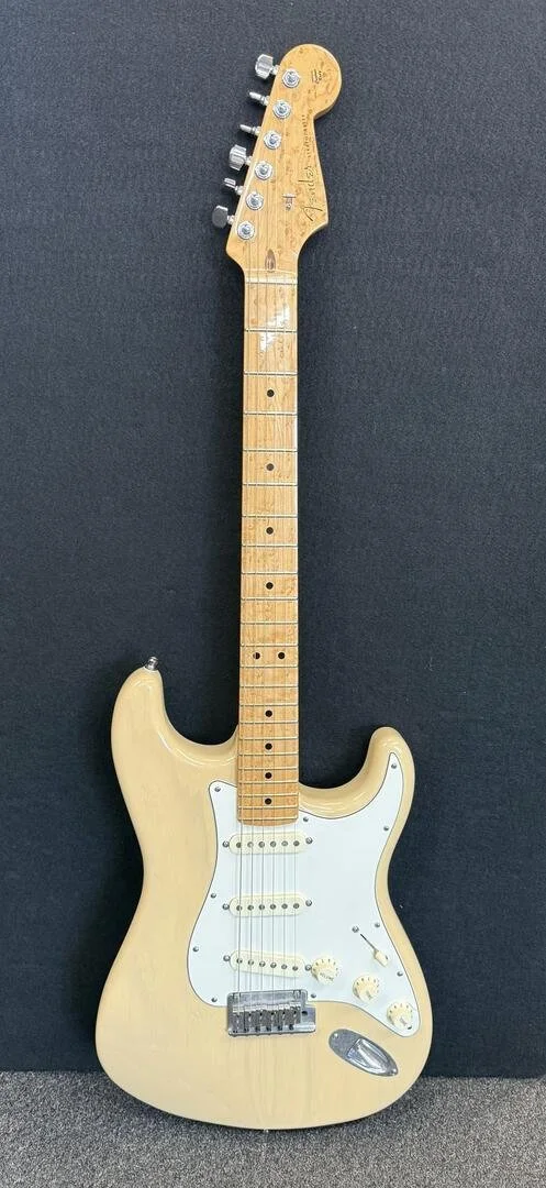 Used Fender Custom Shop Custom Classic Strat- Honey Blonde with case