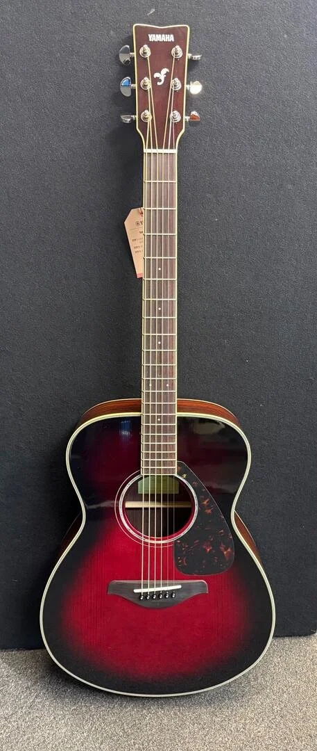 Yamaha FS830-Dark Sun Red