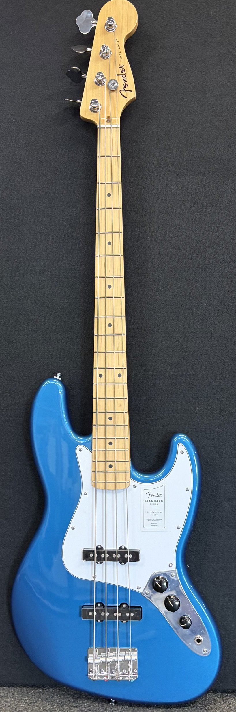 Fender Standard Jazz Bass-Aquamarine Metallic