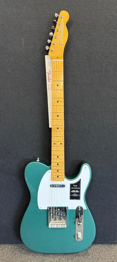 Fender Vintera III late 50's Telecaster- Sherwood Green with deluxe bag