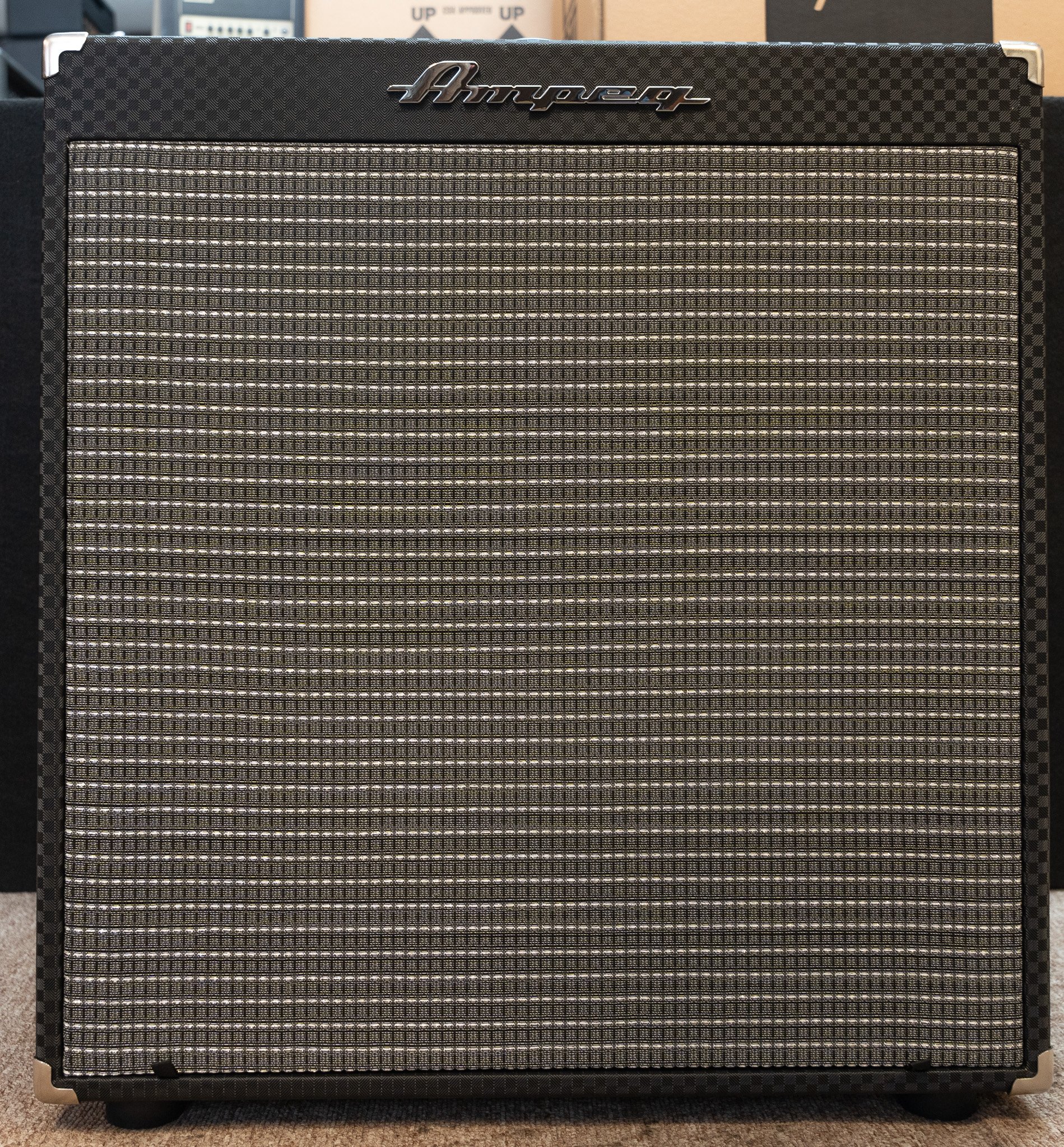 Ampeg Rocket Bass RB 115 amp