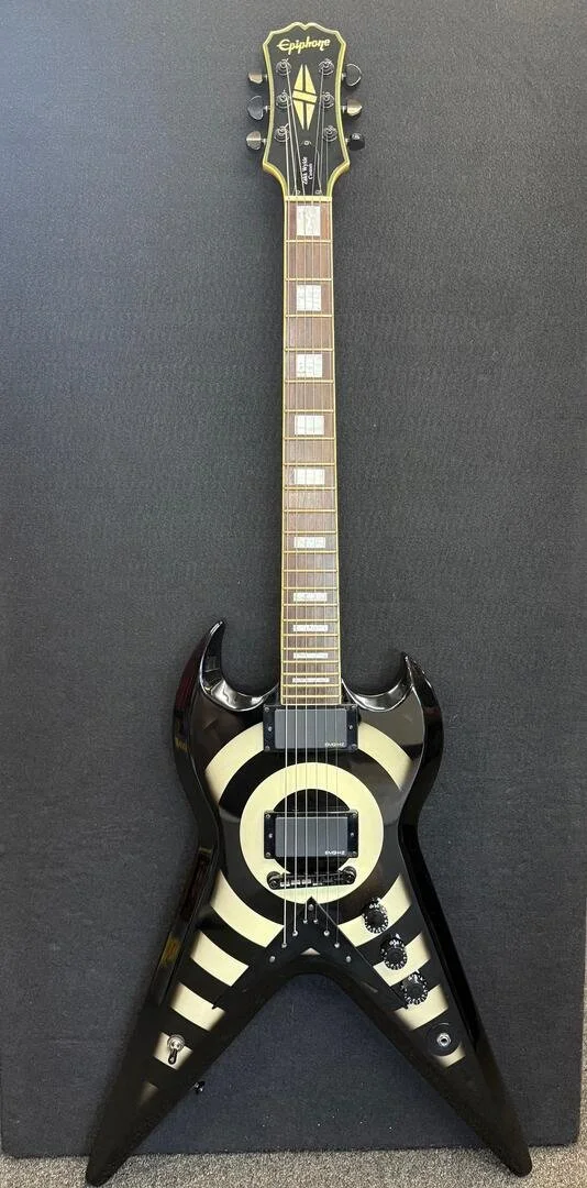 Used Epiphone Zakk Wylde Signature ZV Custom - Black and White Bullseye with case