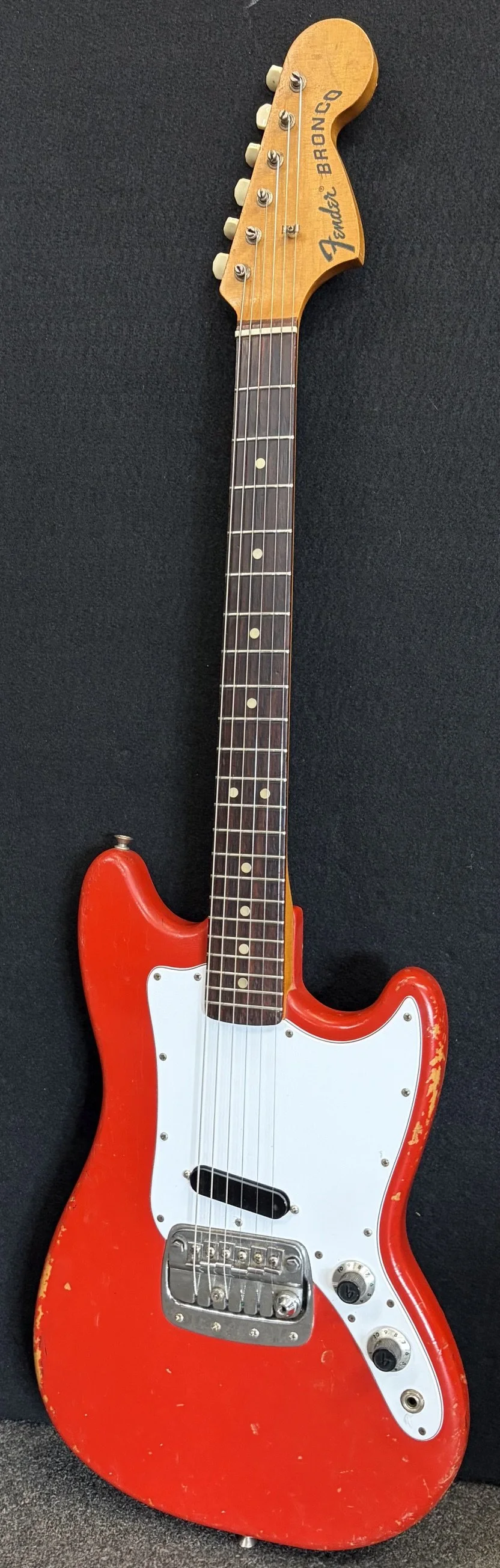 Used Fender 68 Bronco-Fiesta Red
