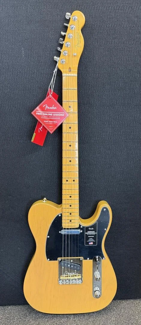 Fender American Pro II Telecaster -Butterscotch Blonde with Hard Case