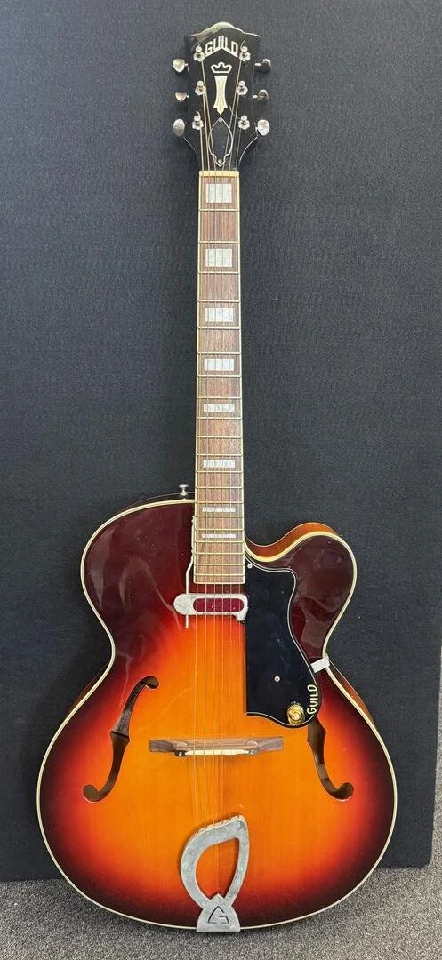 Used Guild A-150- Sunburst with case