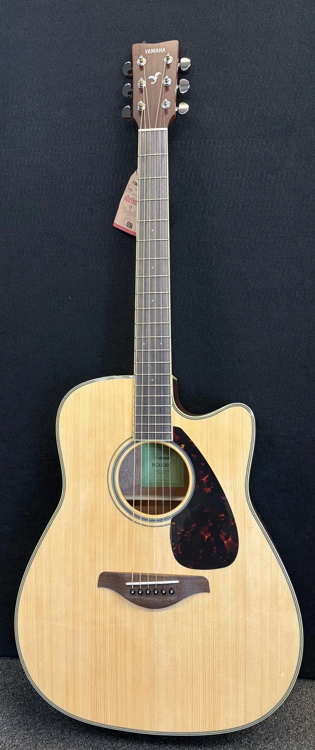 Yamaha FGX820C- Natural