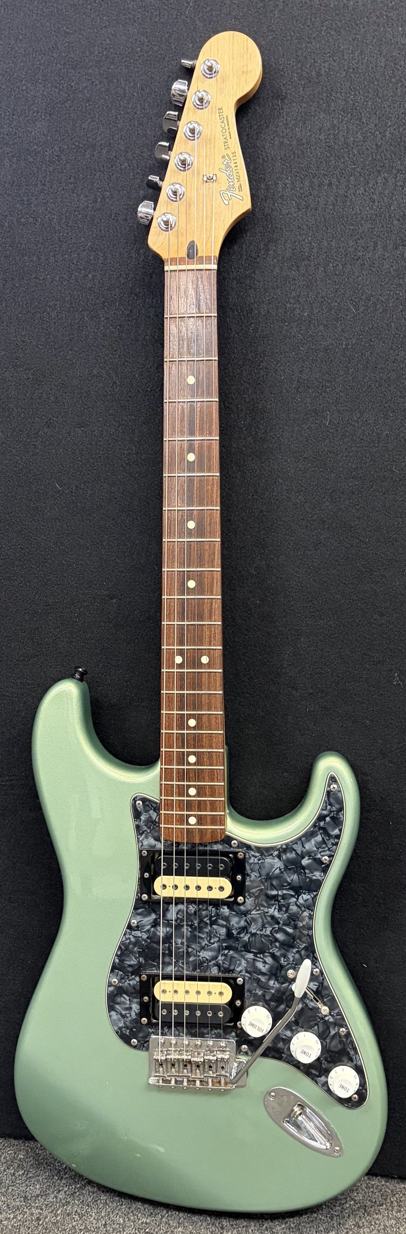Used Fender Strat Standard MIM-Metallic Sage Green