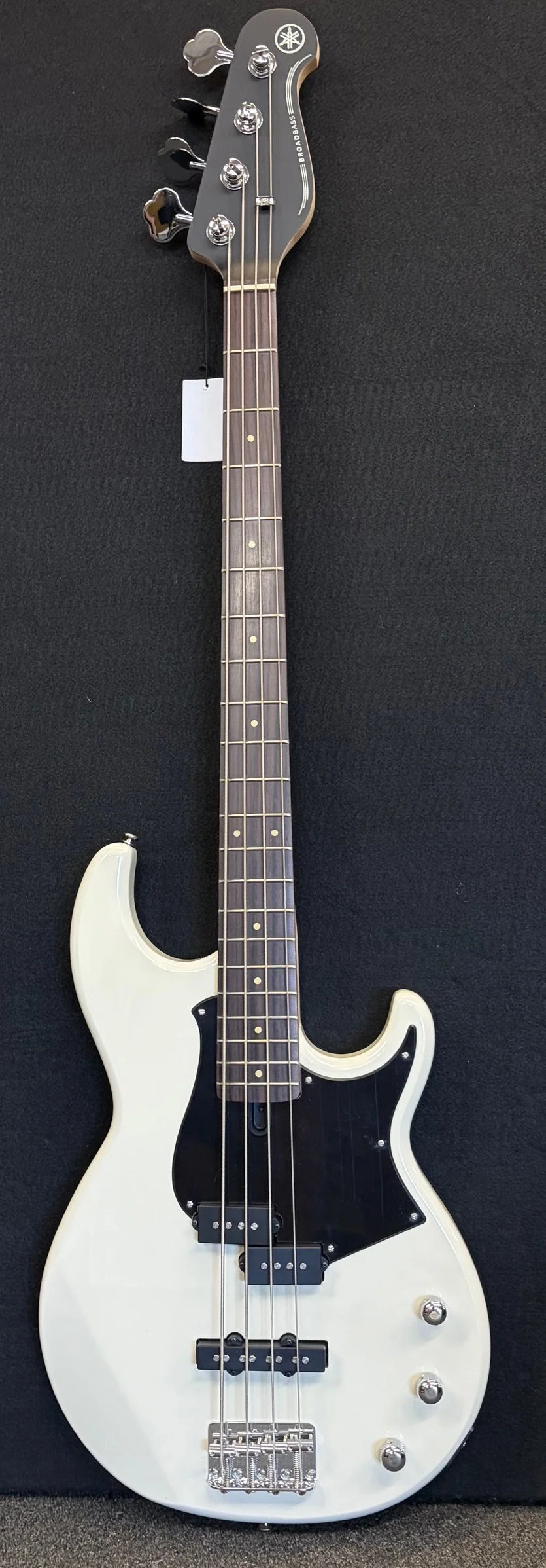 Yamaha BB234-Vintage White