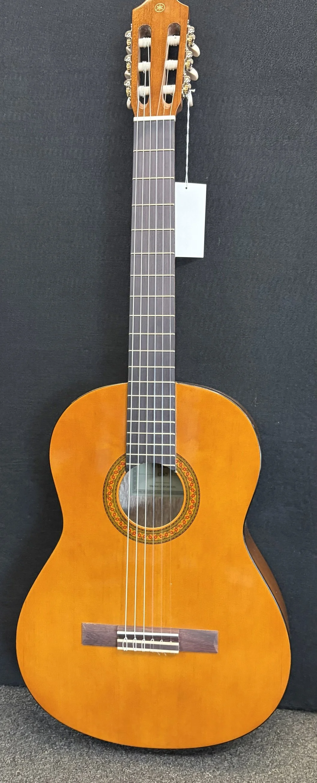Yamaha C40-natural