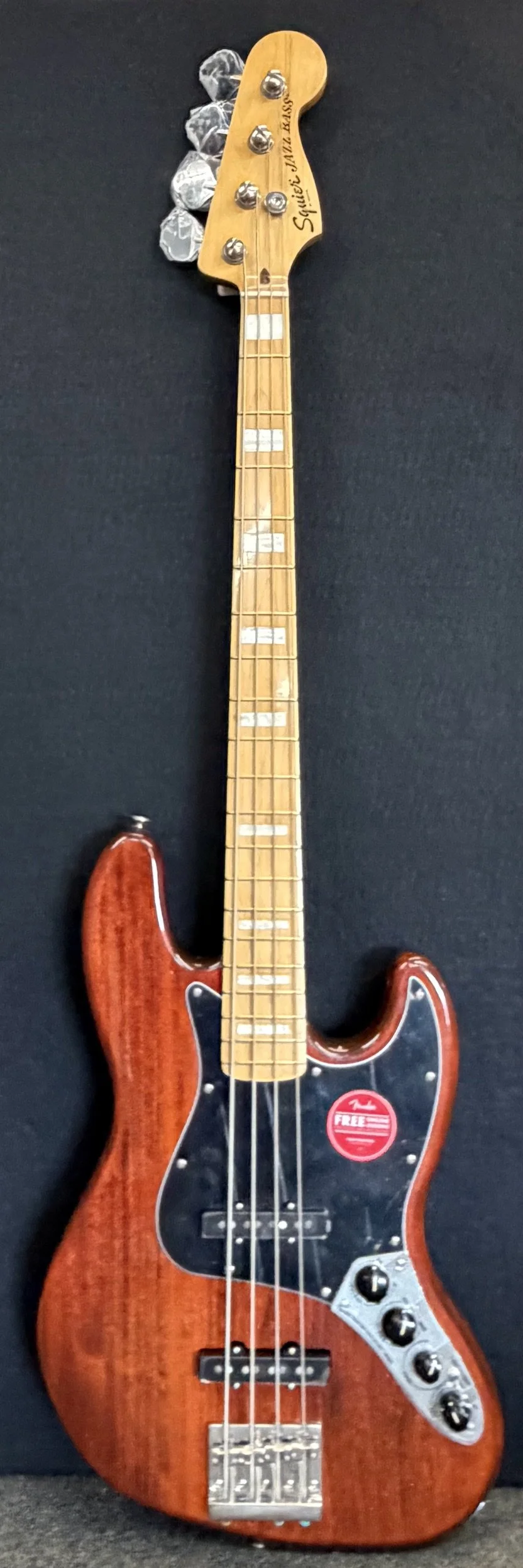 Squier Jazz Bass Classic Vibe 70s Active electronics - mocha