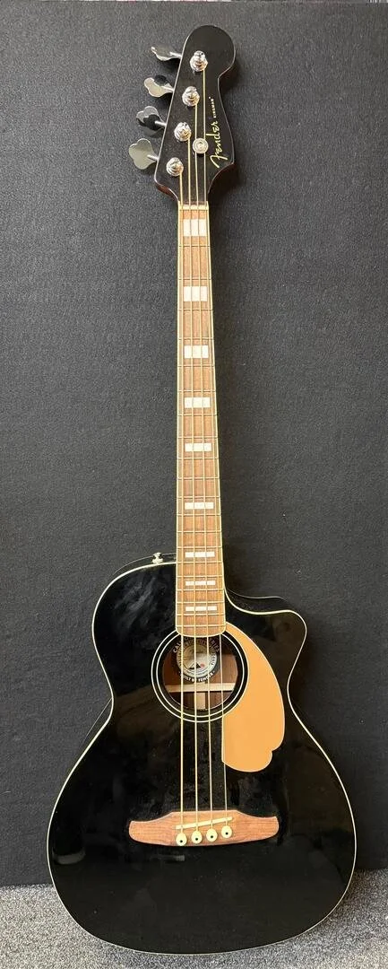 Used Fender Kingman Bass- Black with bag