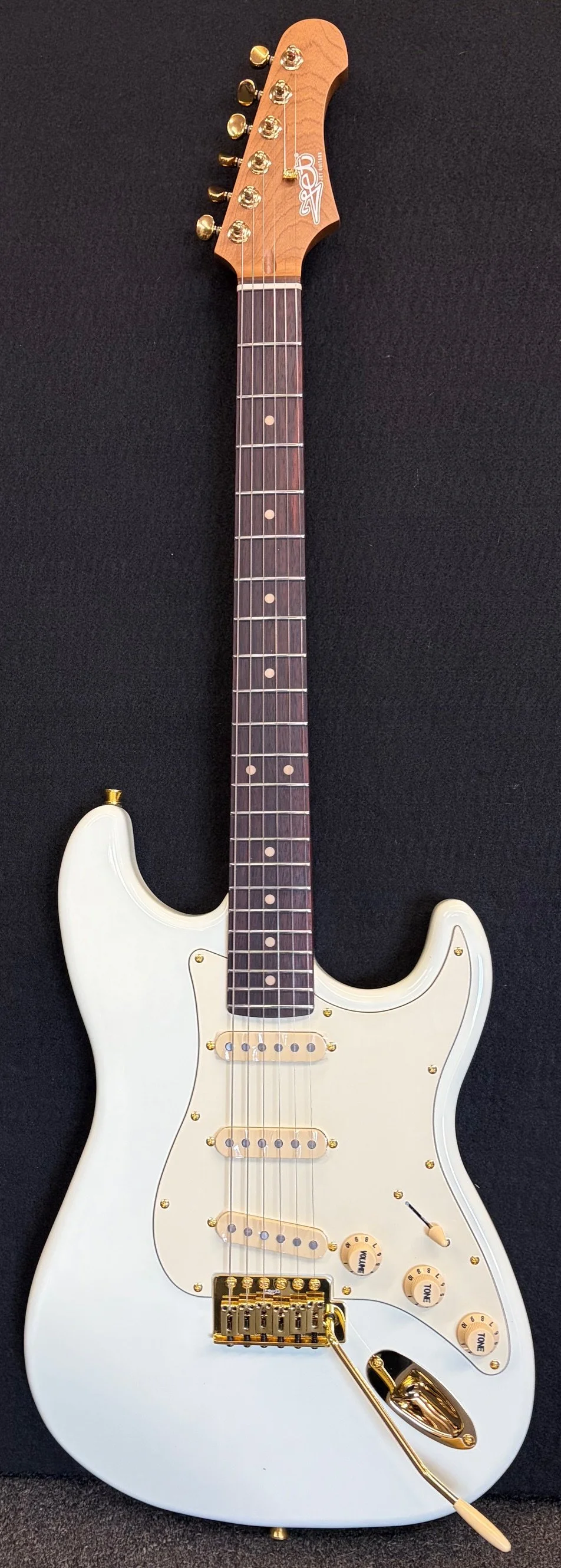 JS-380-White