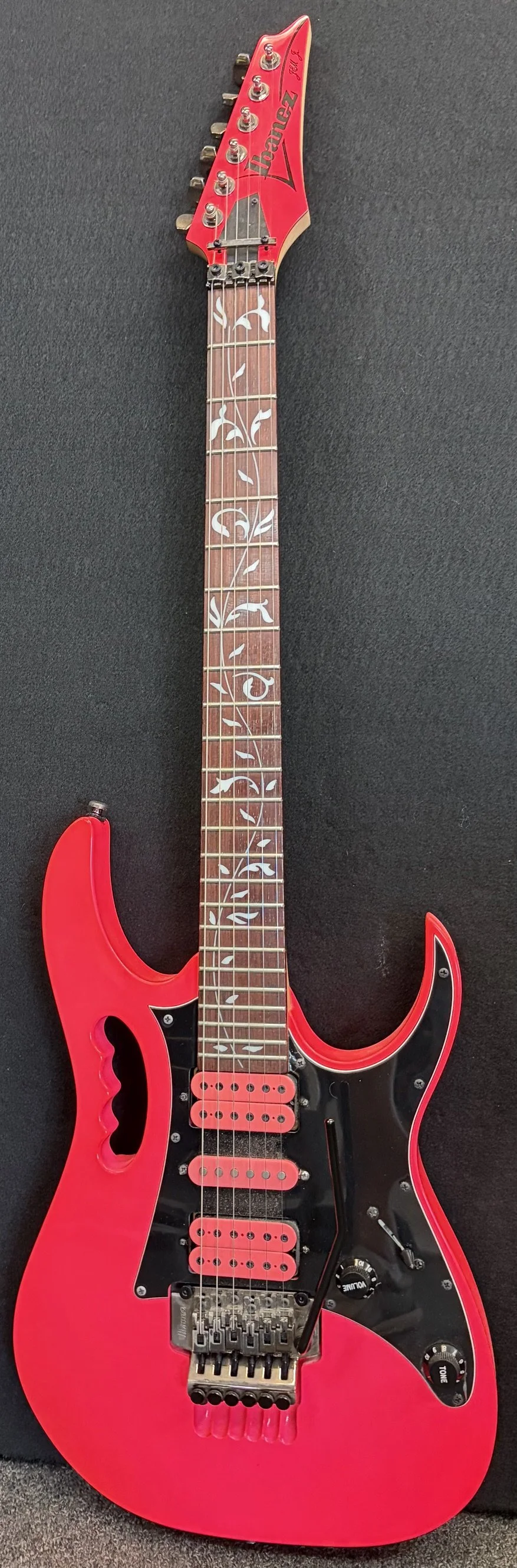 Used Ibanez Jem Jr-Neon Pink