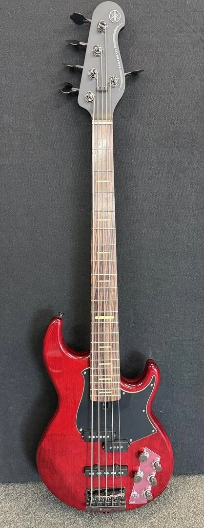 Used Yamaha BB735A- Fired Red with bag