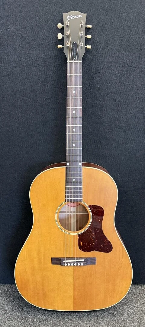 Gibson J45 Century - Vintage Amber with hard case