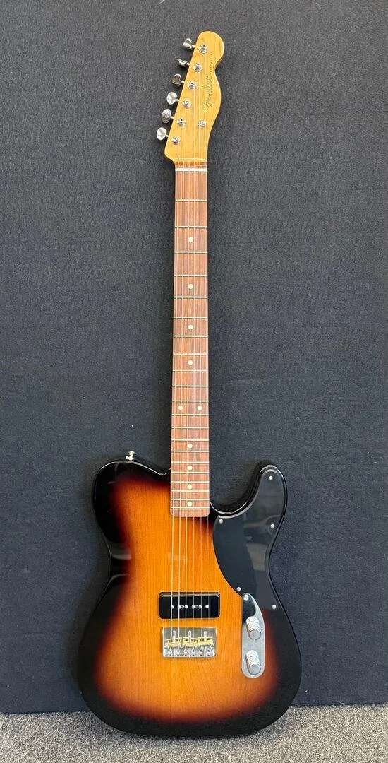 Used Fender Noventa Telecaster- sunburst