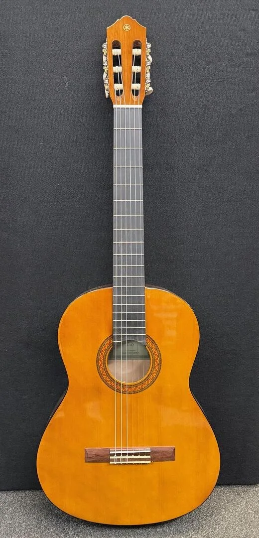 Yamaha C40II-Natural