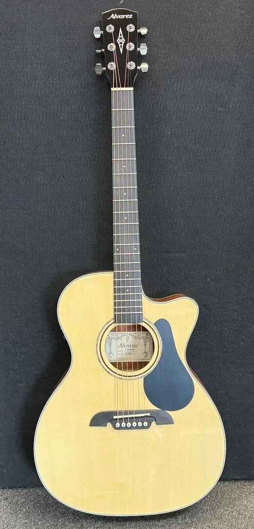 Alvarez RF26CE-Natural with bag