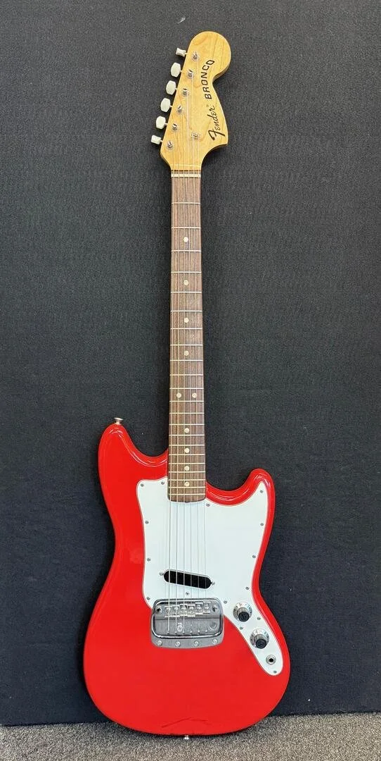 Used 1971 Fender Bronco-Dakota Red with original hard case