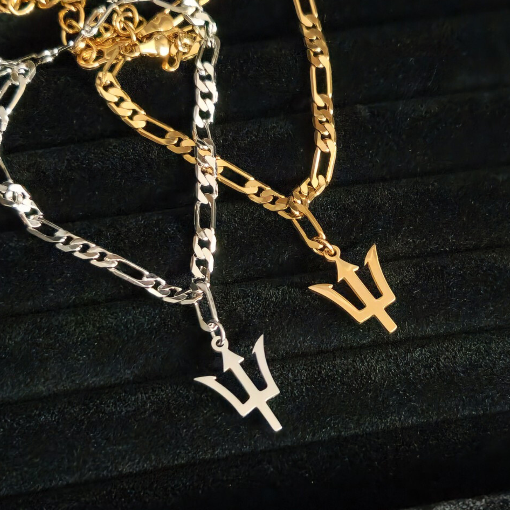 Barbadoes stymbol anklet_STMNT.png