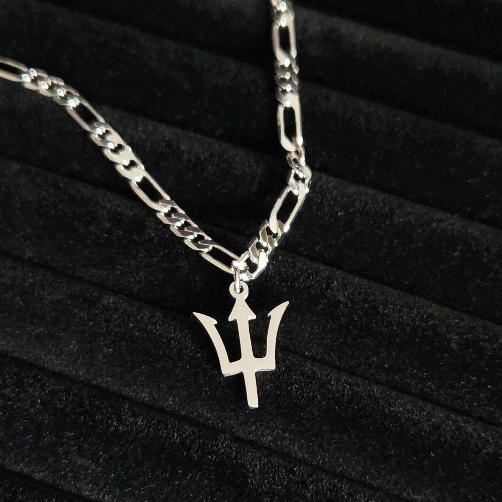 Barbadoes stymbol anklet_STMNT-silver.png