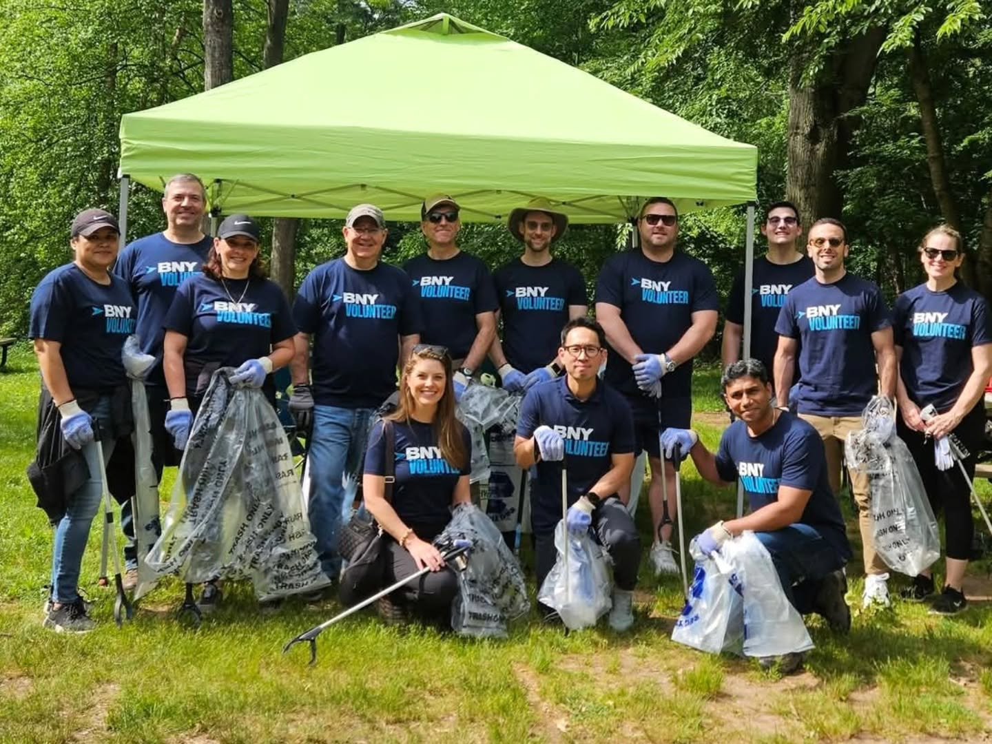 Yesterday, we were joined by an incredible team of volunteers from BNY for a day of service at Rahway River Park. 🌳

Volunteers from BNY offices throughout the New York Metro area joined us for a park cleanup. After keeping a close watch on the fore