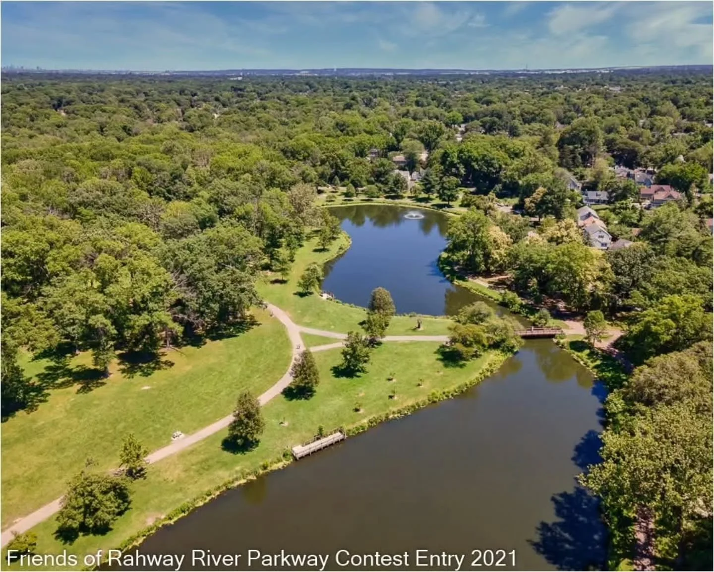 Spending some time at our local parks? Don't miss out on this beautiful weather. 🌳🌳🌳

Have you entered our Rahway River Parkway Photo Contest Yet? Grab your camera and start shooting! Contest details in our bio. 🌳🌞

Photo: Nomahegan Summer by Da