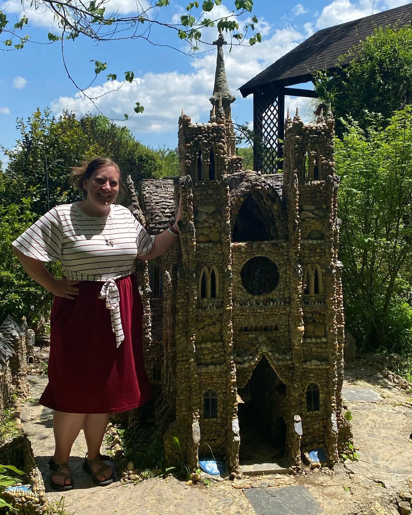 Fun little stop on our way to TN. 
This impressive rock garden was built by a volunteer at the church this garden is located behind. such a beautiful place to admire creation and artistry. 
More pics will be in my story ❤️

#rockgardencalhoun #rockga